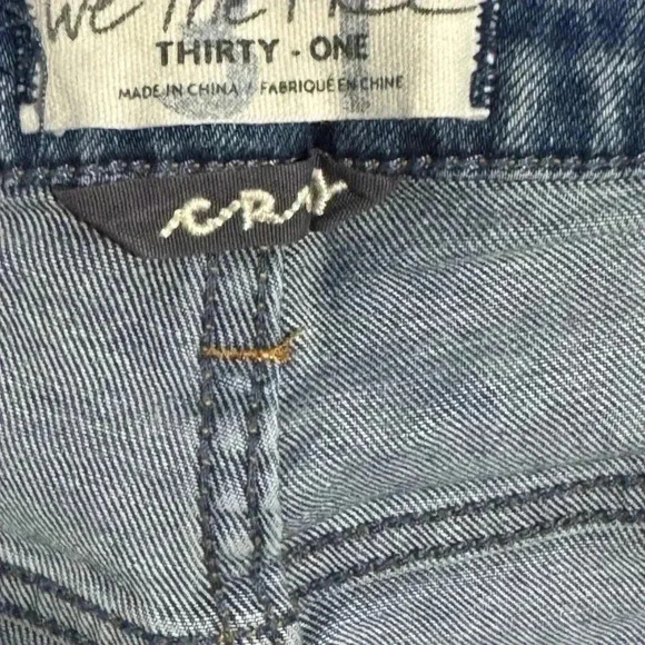 Free People We The Free Curvy High Waist Button Fly Cut Distressed Short… - Picture 5 of 5